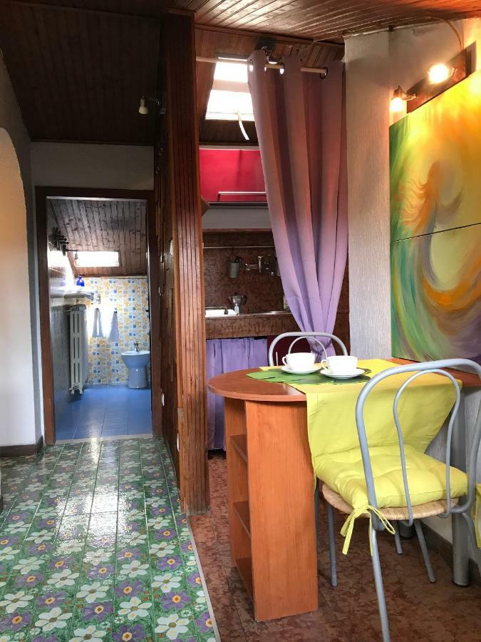 La Soffitta Bohemien Apartment เวโรนา ภายนอก รูปภาพ