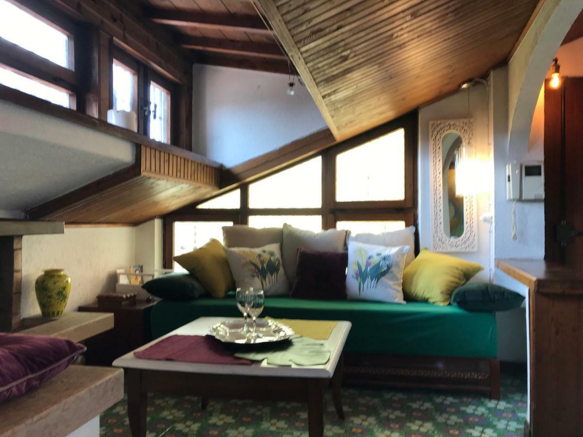La Soffitta Bohemien Apartment เวโรนา ภายนอก รูปภาพ